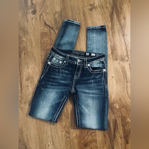 Miss Me Denim - Miss Me Jeans *35” Inseam* Mid-Rise Skinnies -Sz 26-